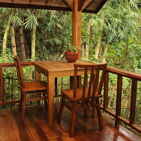 Apartamento Santai House Tetebatu Exterior foto