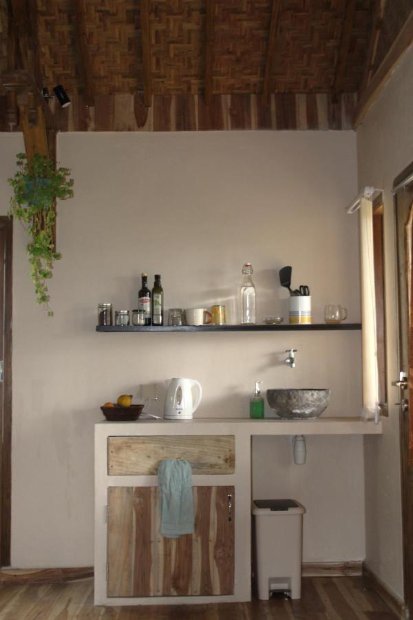 Apartamento Santai House Tetebatu Exterior foto